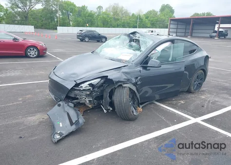 2024 Tesla Model Y Long Range Dual Motor All-Wheel Drive/Rwd from USA, damaged, VIN 7SAYGDED6RF151881